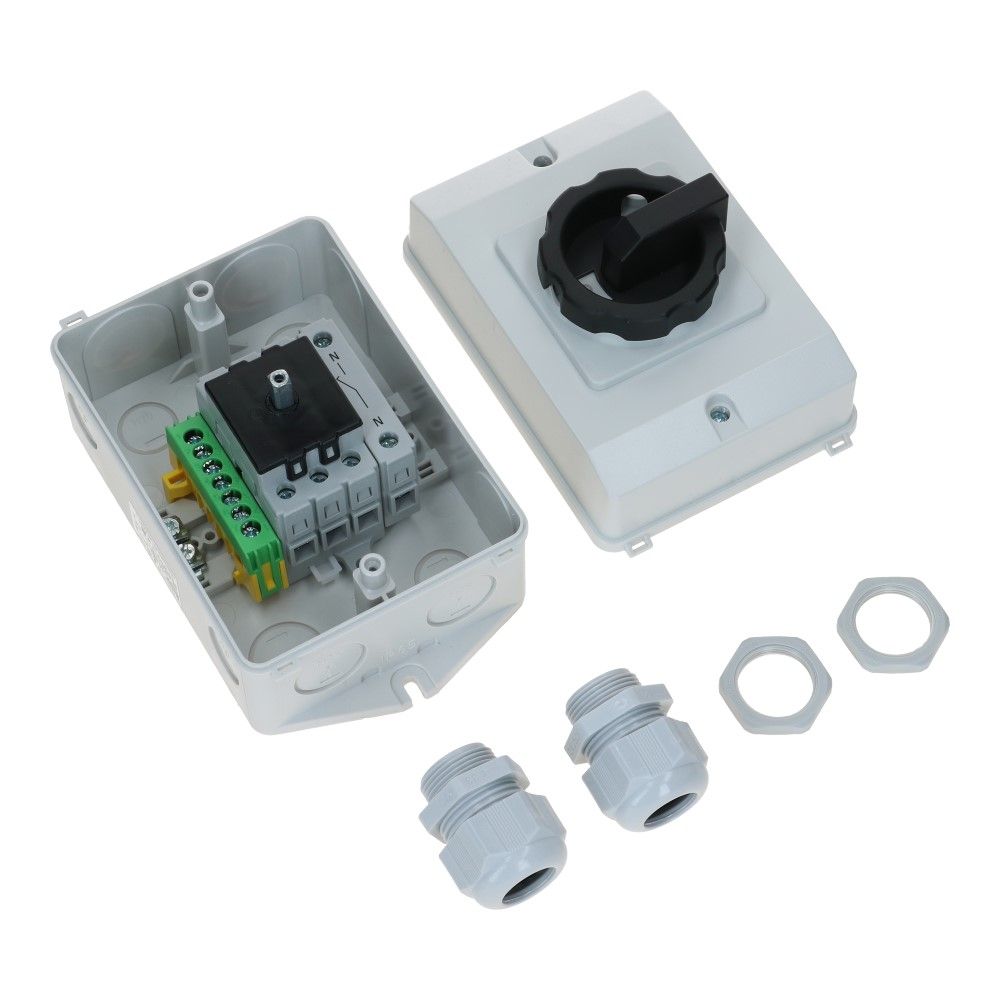 PV-werkschakelaar 25A 4 polig IP65 met 7x PE