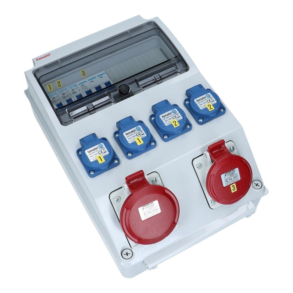 Wandverdeelkast IP44 1x CEE 32A 5p beveiligd: 1x16A 5p 4x schuko per 2