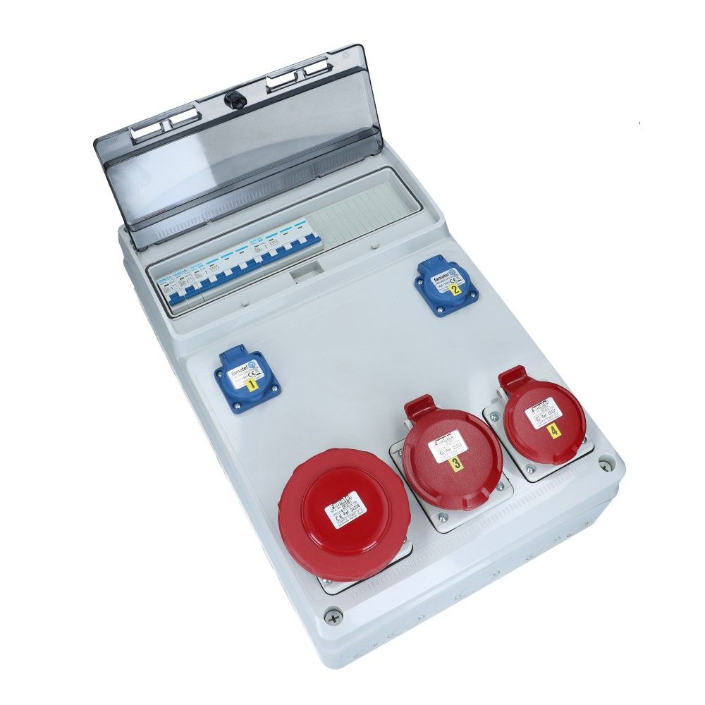 Wandverdeelkast IP44 1x CEE 63A 5p beveiligd: 1x32A 5p 1x16A 5p 2x schuko