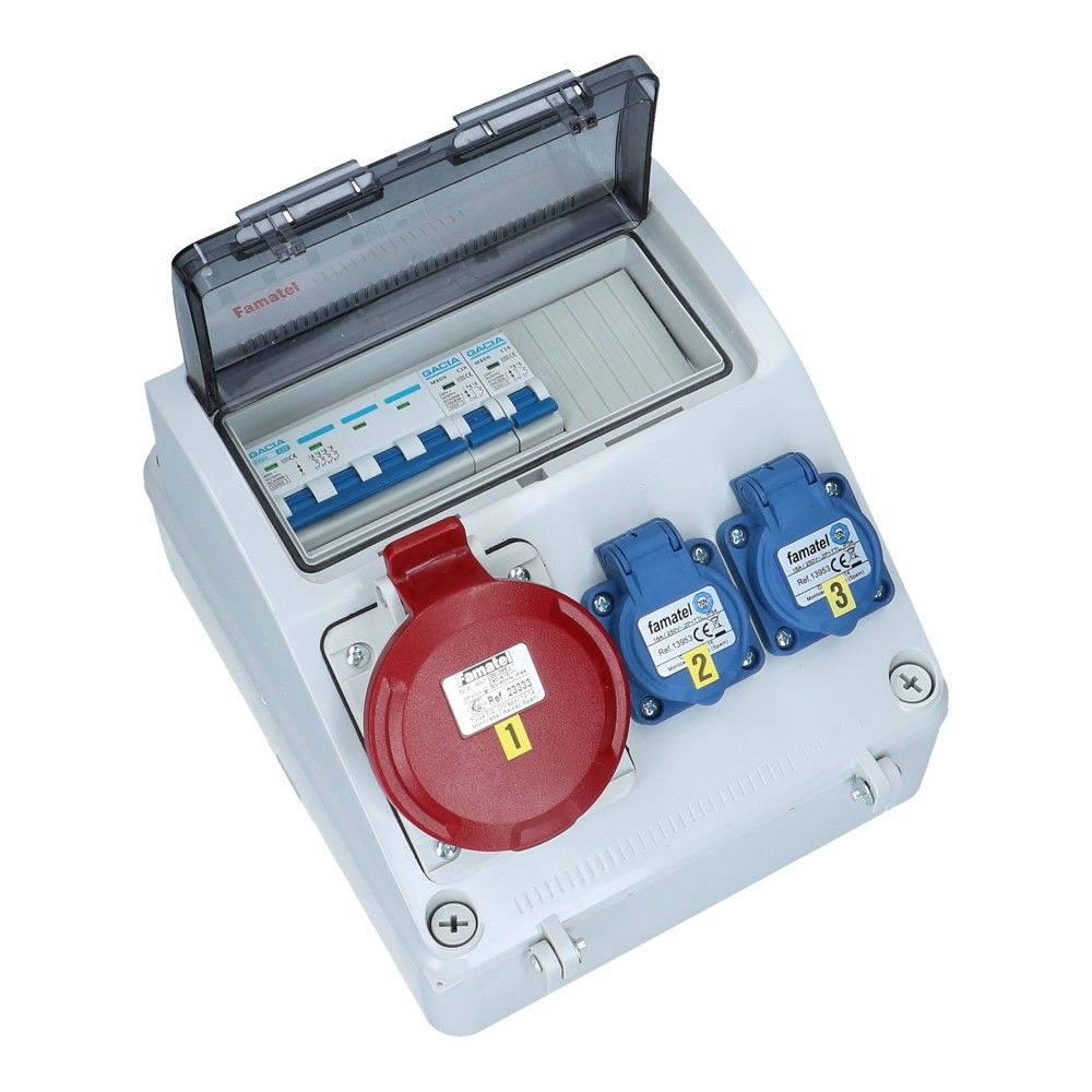 Wandverdeelkast IP44  beveiligd: 1x CEE 32A 5p 2x schuko