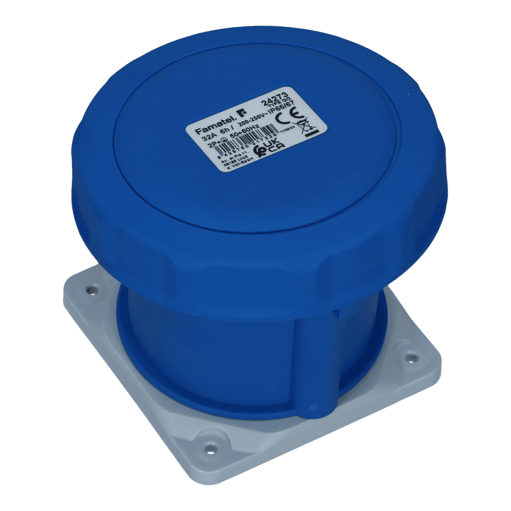 CEE female 3 polig 6H 32A IP67 inbouw wcd 220-240VAC recht