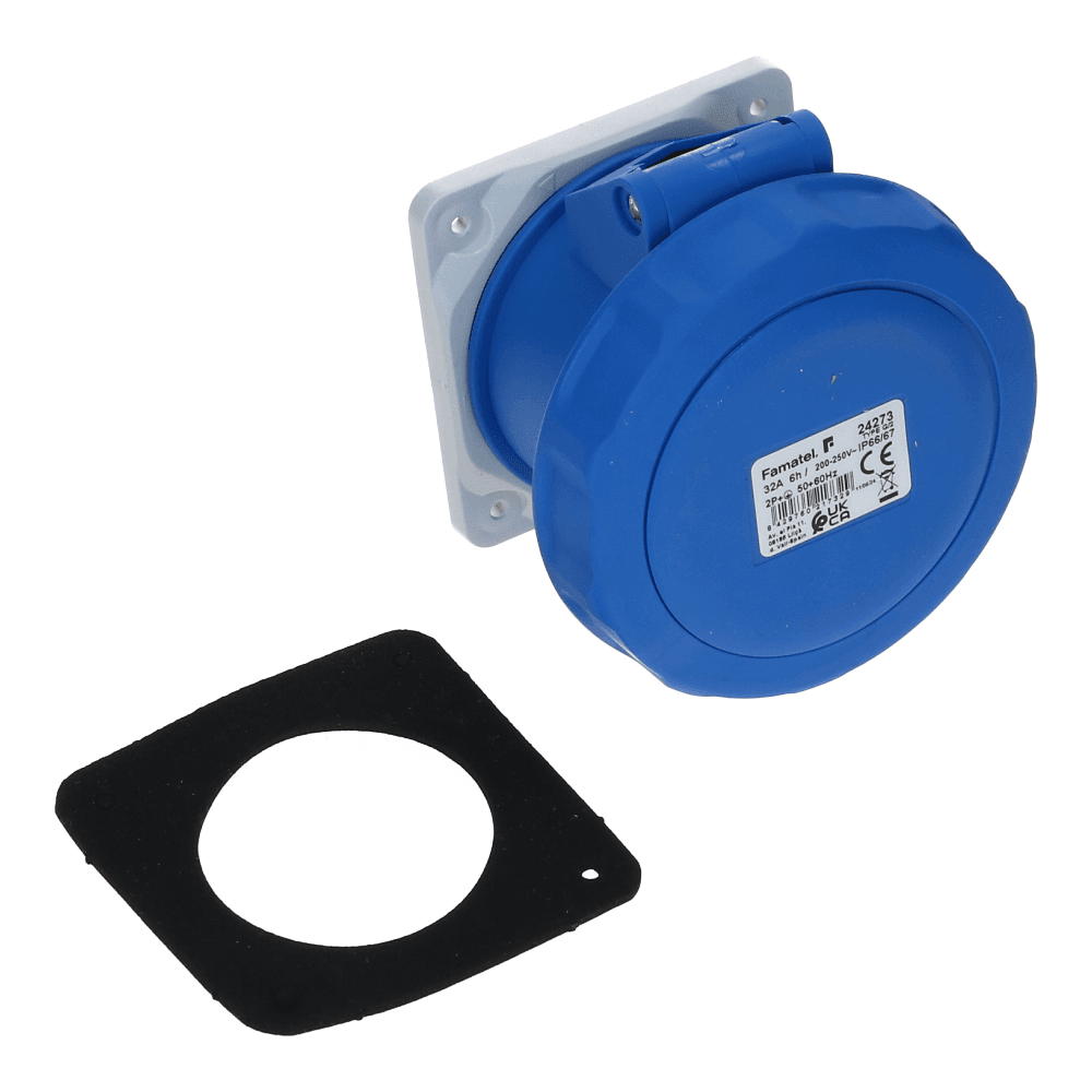 CEE female 3 polig 6H 32A IP67 inbouw wcd 220-240VAC recht