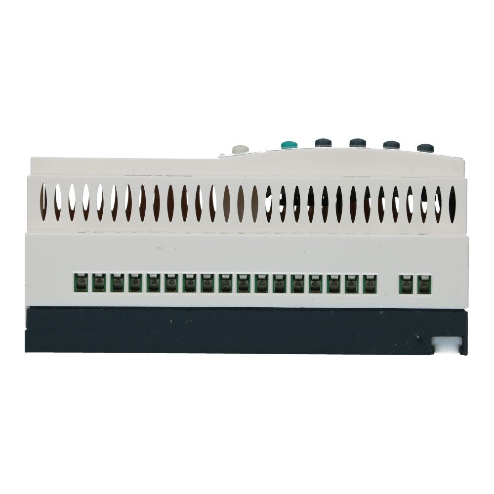 Zelio PLC met klok 26I-O 16in 10uit met scherm 24VDC SSR