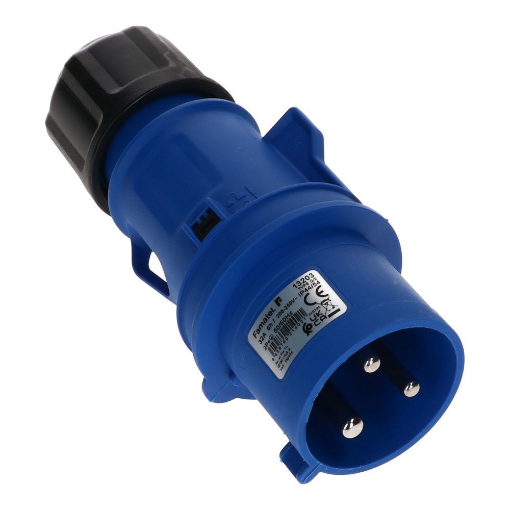 CEE male 3 polig 6H 32A IP44 stekker 220-240VAC CEE male 3 polig 6H 32A IP44 stekker 220-240VAC