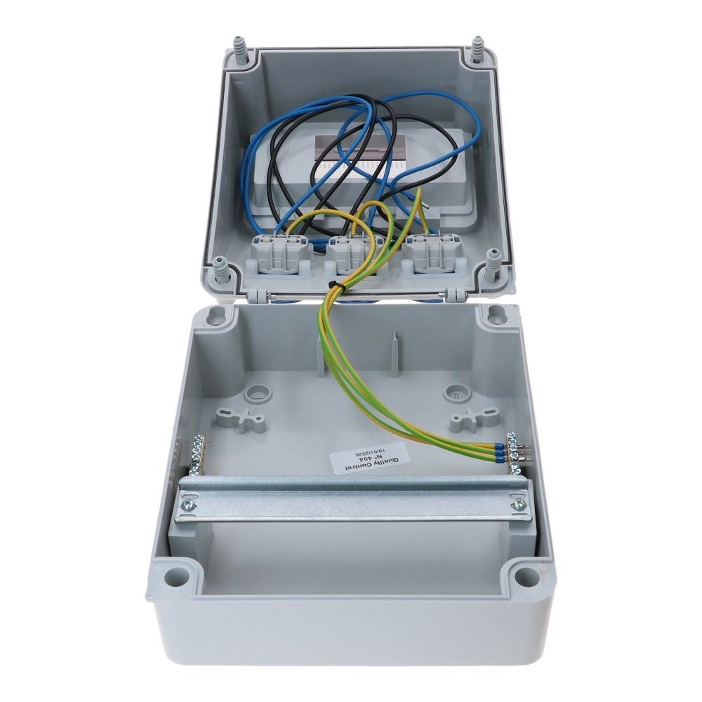 Wandverdeelkast voorbedraad IP54 3x schuko Wandverdeelkast voorbedraad IP54 3x schuko