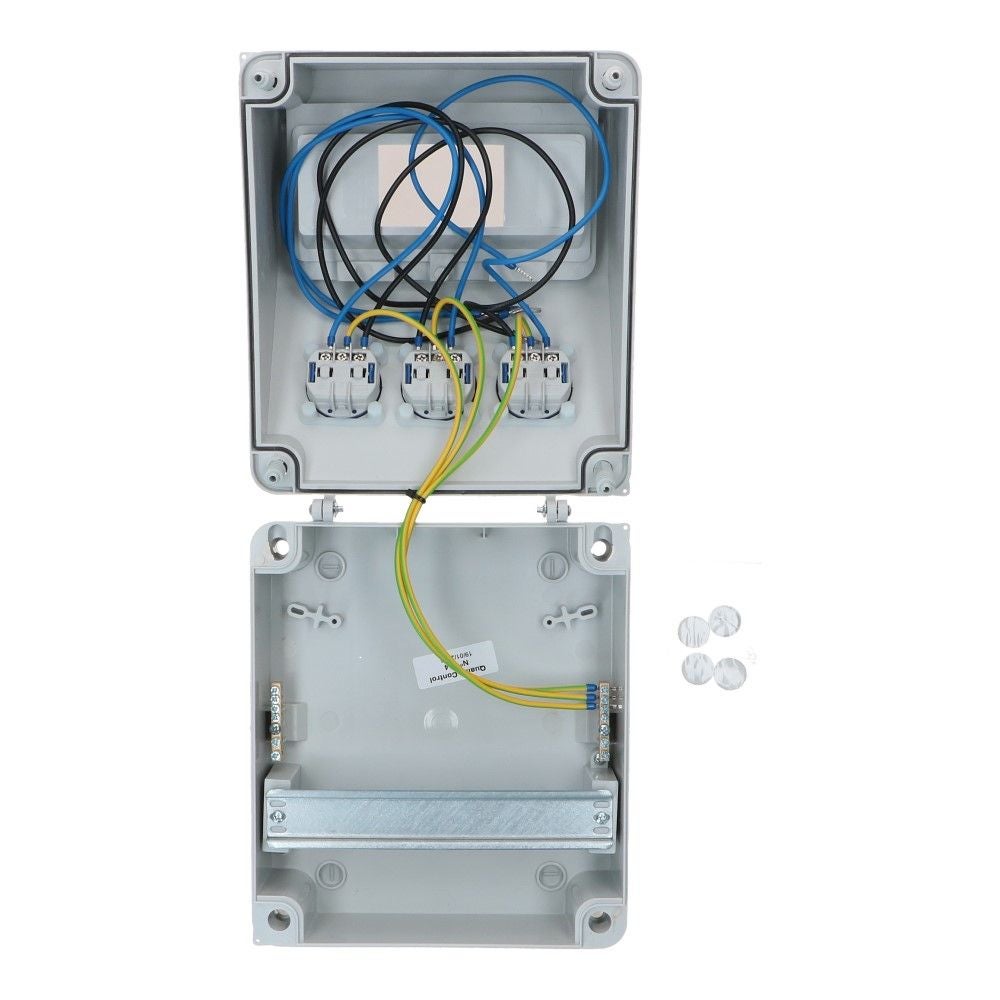 Wandverdeelkast voorbedraad IP54 3x schuko Wandverdeelkast voorbedraad IP54 3x schuko